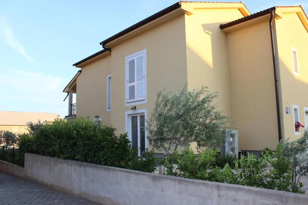 Apartment Studio Lavanda In Kornic, Krk