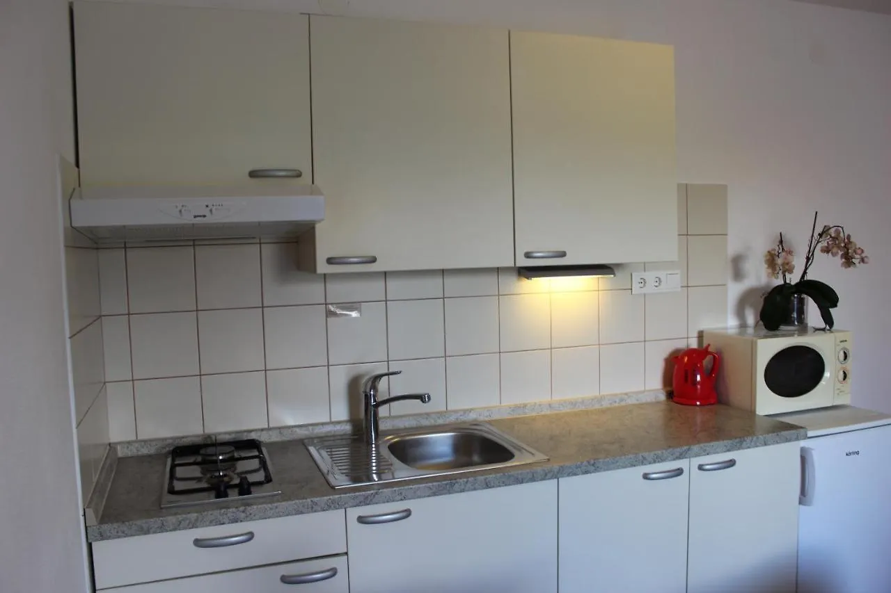 Studio Lavanda In Kornic, Krk Apartment