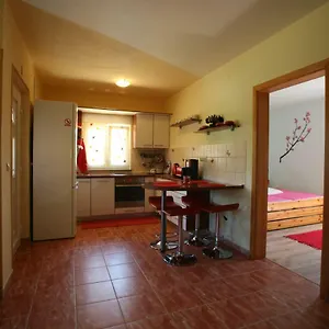  Apartment Raj Muraj